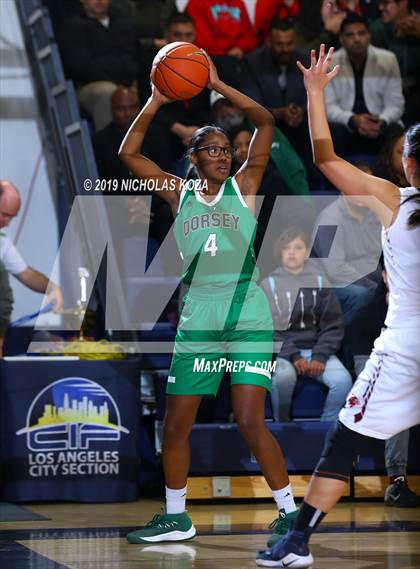 Thumbnail 1 in Dorsey vs. Van Nuys (CIF LACS Finals D2) photogallery.