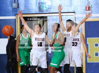 Thumbnail 3 in Dorsey vs. Van Nuys (CIF LACS Finals D2) photogallery.