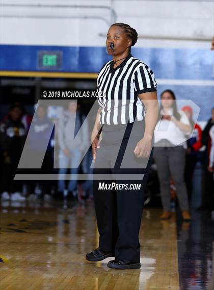 Thumbnail 3 in Dorsey vs. Van Nuys (CIF LACS Finals D2) photogallery.