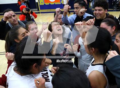 Thumbnail 1 in Dorsey vs. Van Nuys (CIF LACS Finals D2) photogallery.