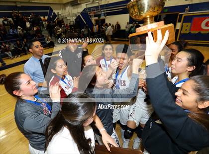 Thumbnail 3 in Dorsey vs. Van Nuys (CIF LACS Finals D2) photogallery.
