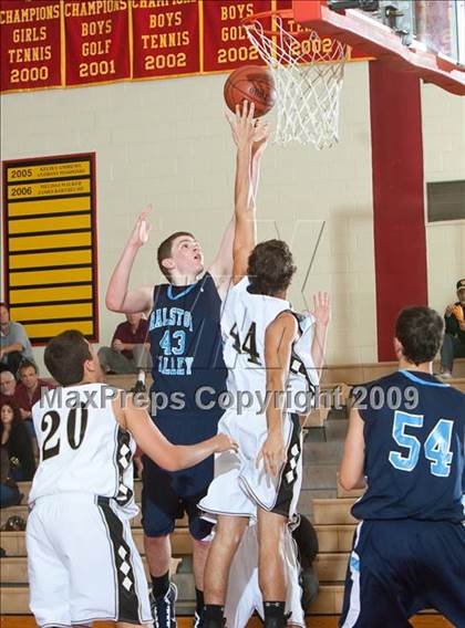 Thumbnail 2 in Ralston Valley vs. Palos Verdes Peninsula (Palm Springs Winter Classic) photogallery.