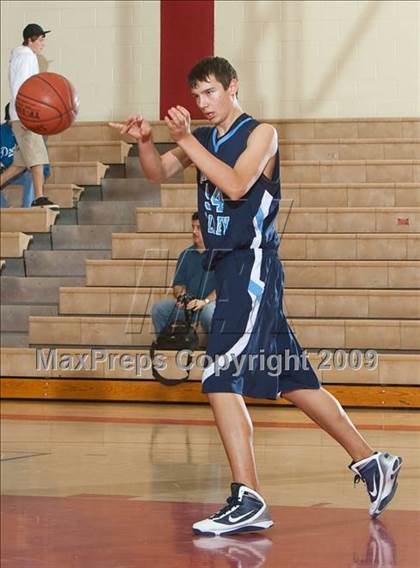 Thumbnail 1 in Ralston Valley vs. Palos Verdes Peninsula (Palm Springs Winter Classic) photogallery.