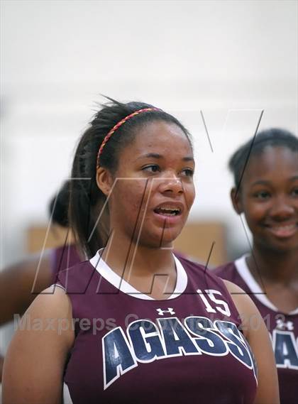 Thumbnail 1 in Bishop Gorman vs Agassi(LMCA Fall Classic) photogallery.