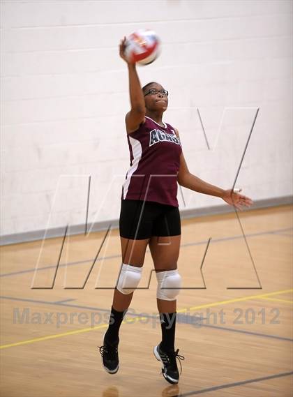 Thumbnail 2 in Bishop Gorman vs Agassi(LMCA Fall Classic) photogallery.
