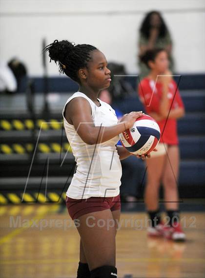 Thumbnail 1 in Bishop Gorman vs Agassi(LMCA Fall Classic) photogallery.