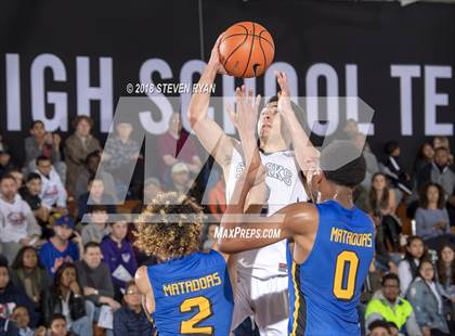 Thumbnail 3 in University vs. Shadow Mountain (GEICO National Tournament Quarterfinal) photogallery.