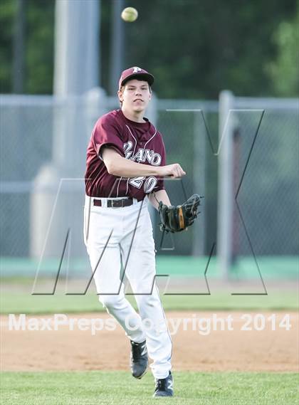 Thumbnail 1 in Plano vs Rockwall (UIL 5A Regional Quarterfinal Playoff) photogallery.