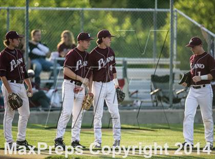 Thumbnail 3 in Plano vs Rockwall (UIL 5A Regional Quarterfinal Playoff) photogallery.