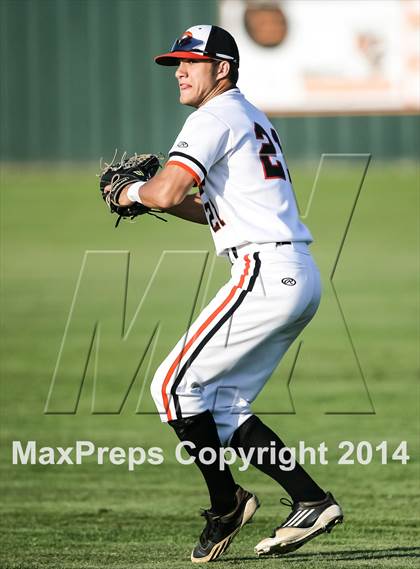 Thumbnail 3 in Plano vs Rockwall (UIL 5A Regional Quarterfinal Playoff) photogallery.
