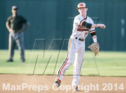 Thumbnail 2 in Plano vs Rockwall (UIL 5A Regional Quarterfinal Playoff) photogallery.
