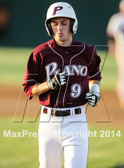 Thumbnail 3 in Plano vs Rockwall (UIL 5A Regional Quarterfinal Playoff) photogallery.
