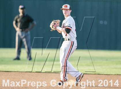 Thumbnail 2 in Plano vs Rockwall (UIL 5A Regional Quarterfinal Playoff) photogallery.
