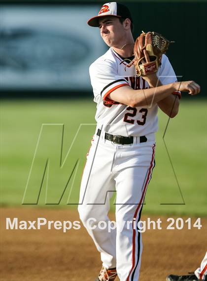 Thumbnail 2 in Plano vs Rockwall (UIL 5A Regional Quarterfinal Playoff) photogallery.