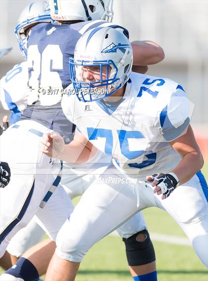 Thumbnail 3 in Alta Loma @ Los Osos photogallery.