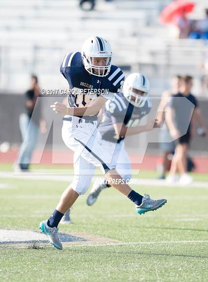 Thumbnail 3 in Alta Loma @ Los Osos photogallery.