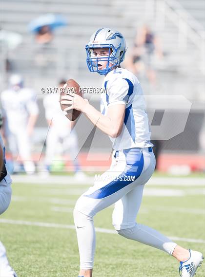 Thumbnail 1 in Alta Loma @ Los Osos photogallery.