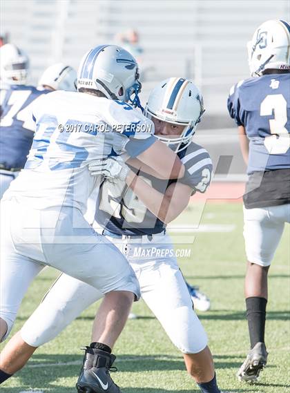 Thumbnail 1 in Alta Loma @ Los Osos photogallery.