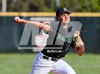 Thumbnail 1 in Los Osos @ Damien photogallery.