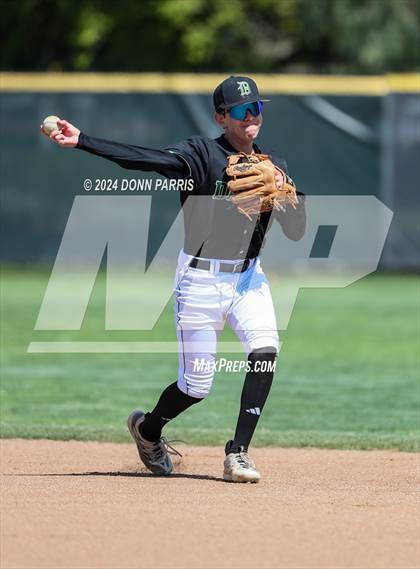 Thumbnail 1 in Los Osos @ Damien photogallery.