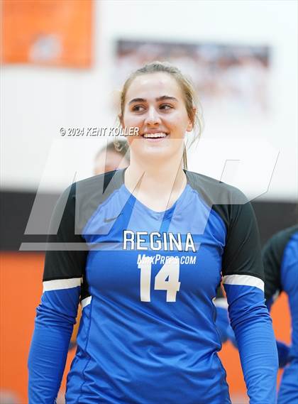 Thumbnail 2 in Regina vs. Armada (Almont Tournament) photogallery.