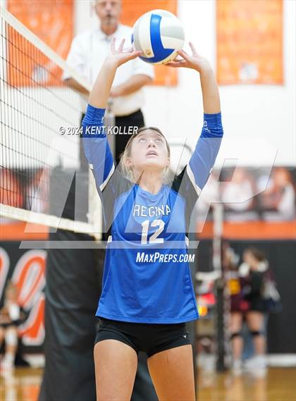 Thumbnail 1 in Regina vs. Armada (Almont Tournament) photogallery.