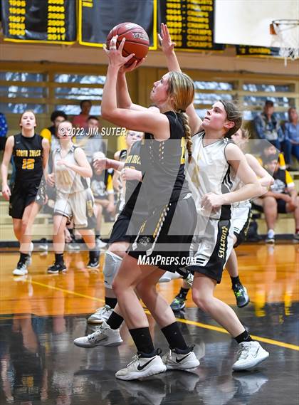 Thumbnail 3 in Round Top-Carmine vs North Zulch photogallery.