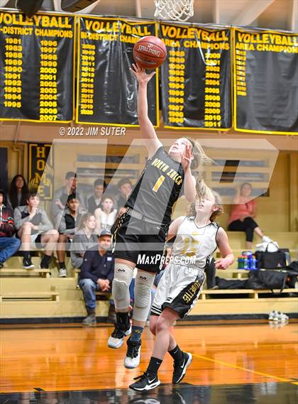 Thumbnail 3 in Round Top-Carmine vs North Zulch photogallery.
