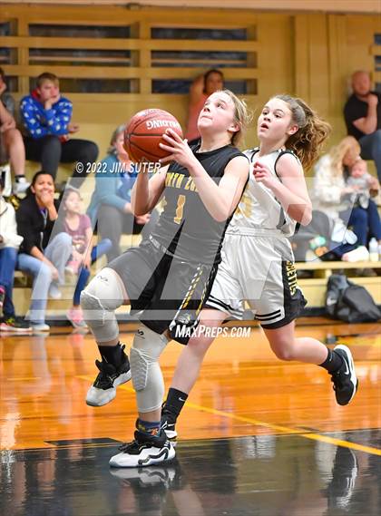 Thumbnail 1 in Round Top-Carmine vs North Zulch photogallery.