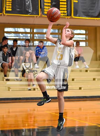 Thumbnail 3 in Round Top-Carmine vs North Zulch photogallery.