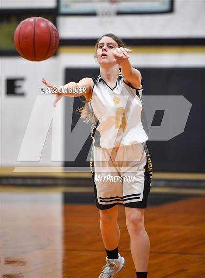 Thumbnail 2 in Round Top-Carmine vs North Zulch photogallery.