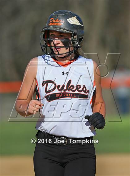 Thumbnail 3 in Rondout Valley @ Marlboro Central photogallery.