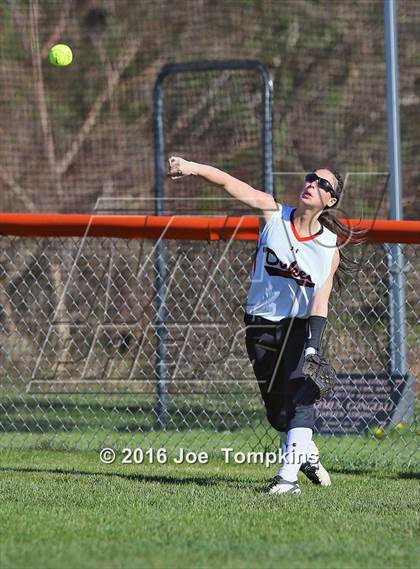 Thumbnail 3 in Rondout Valley @ Marlboro Central photogallery.