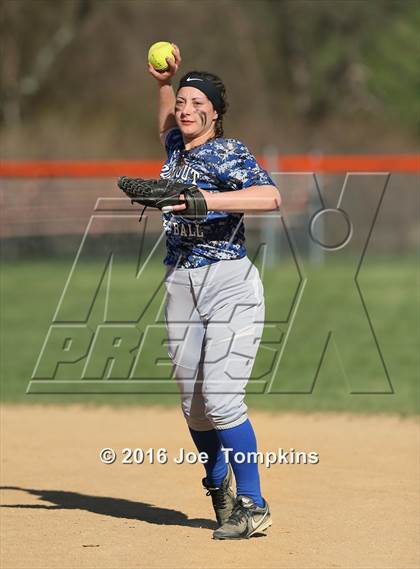 Thumbnail 3 in Rondout Valley @ Marlboro Central photogallery.