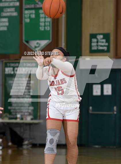 Thumbnail 3 in South Medford vs. Lincoln (St. Mary's Stockton MLK Showcase) photogallery.