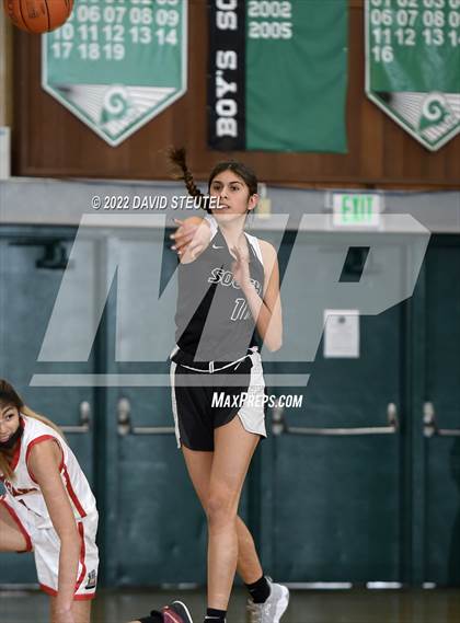 Thumbnail 3 in South Medford vs. Lincoln (St. Mary's Stockton MLK Showcase) photogallery.