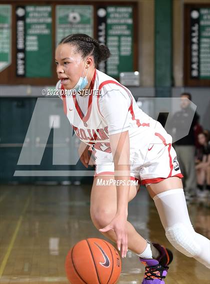 Thumbnail 1 in South Medford vs. Lincoln (St. Mary's Stockton MLK Showcase) photogallery.