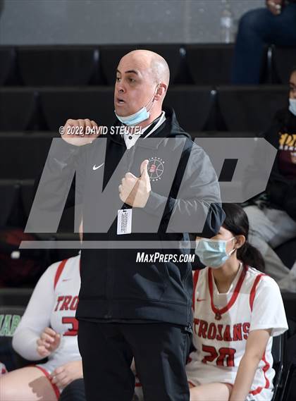 Thumbnail 1 in South Medford vs. Lincoln (St. Mary's Stockton MLK Showcase) photogallery.