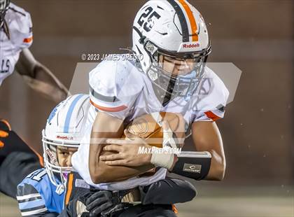 Thumbnail 2 in Washington vs. Beaver Falls (PIAA 2A Round 1) photogallery.