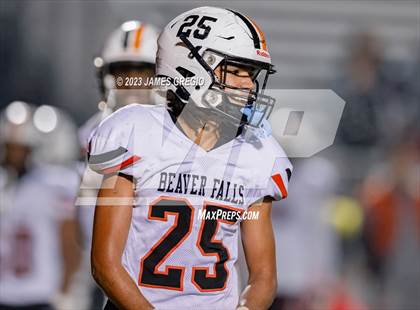 Thumbnail 1 in Washington vs. Beaver Falls (PIAA 2A Round 1) photogallery.