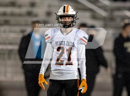 Thumbnail 2 in Washington vs. Beaver Falls (PIAA 2A Round 1) photogallery.