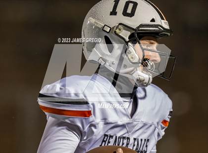 Thumbnail 1 in Washington vs. Beaver Falls (PIAA 2A Round 1) photogallery.