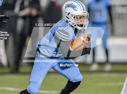 Thumbnail 2 in Washington vs. Beaver Falls (PIAA 2A Round 1) photogallery.