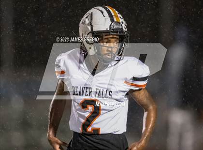 Thumbnail 2 in Washington vs. Beaver Falls (PIAA 2A Round 1) photogallery.