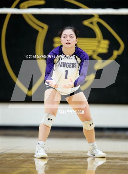 Thumbnail 1 in Chisholm Trail vs Fossil Ridge photogallery.