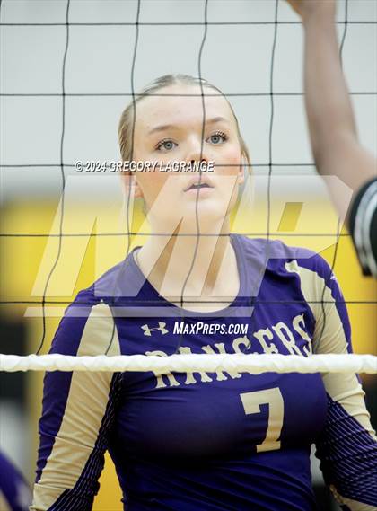 Thumbnail 3 in Chisholm Trail vs Fossil Ridge photogallery.