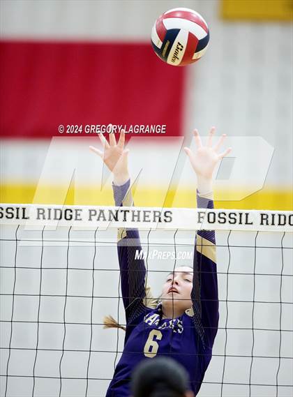Thumbnail 3 in Chisholm Trail vs Fossil Ridge photogallery.