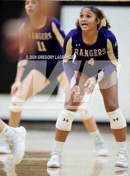 Thumbnail 2 in Chisholm Trail vs Fossil Ridge photogallery.