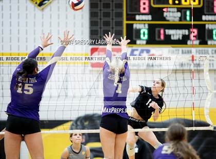 Thumbnail 3 in Chisholm Trail vs Fossil Ridge photogallery.