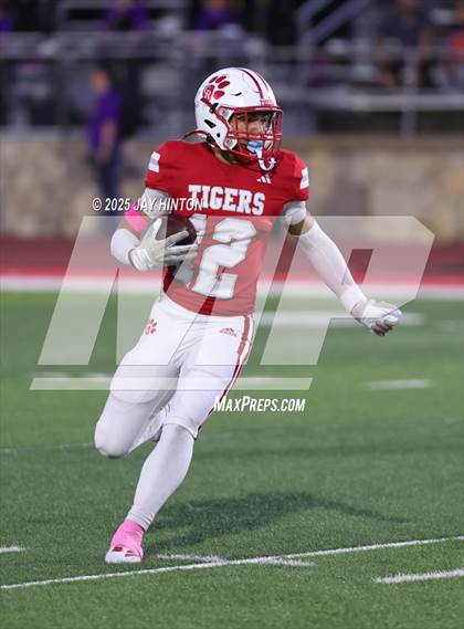 Thumbnail 1 in Godley @ Glen Rose photogallery.